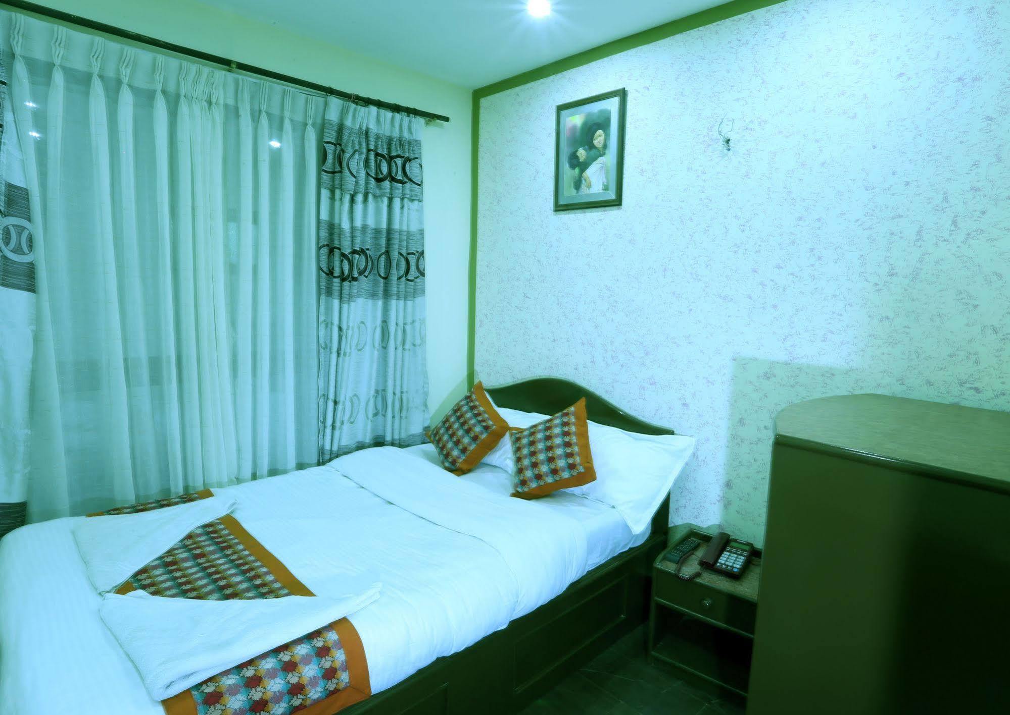Oyo 153 Aster Hotel Nepal Kathmandu Luaran gambar