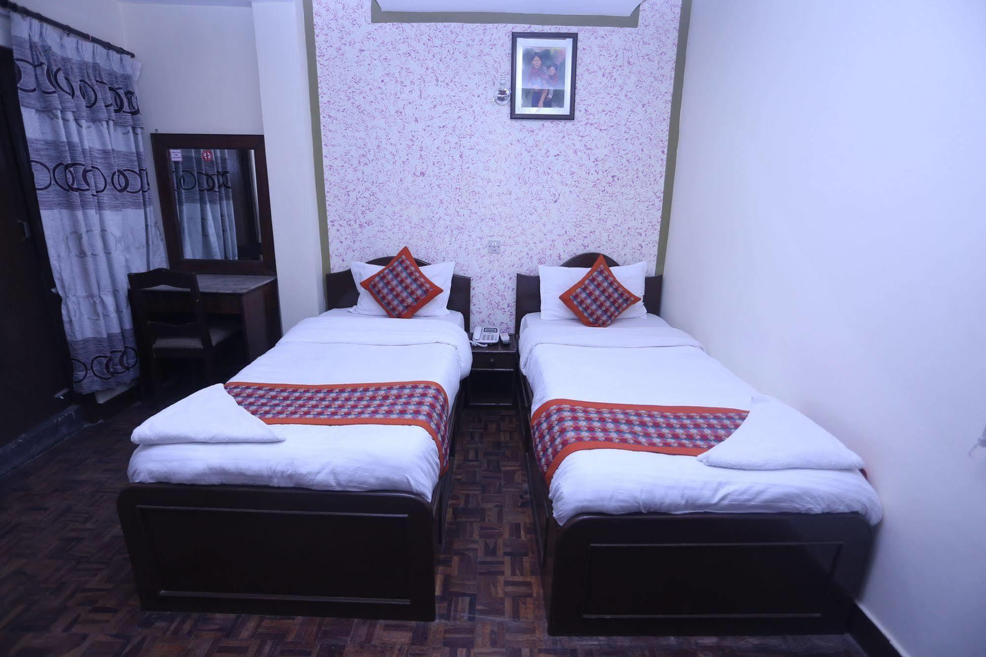 Oyo 153 Aster Hotel Nepal Kathmandu Luaran gambar